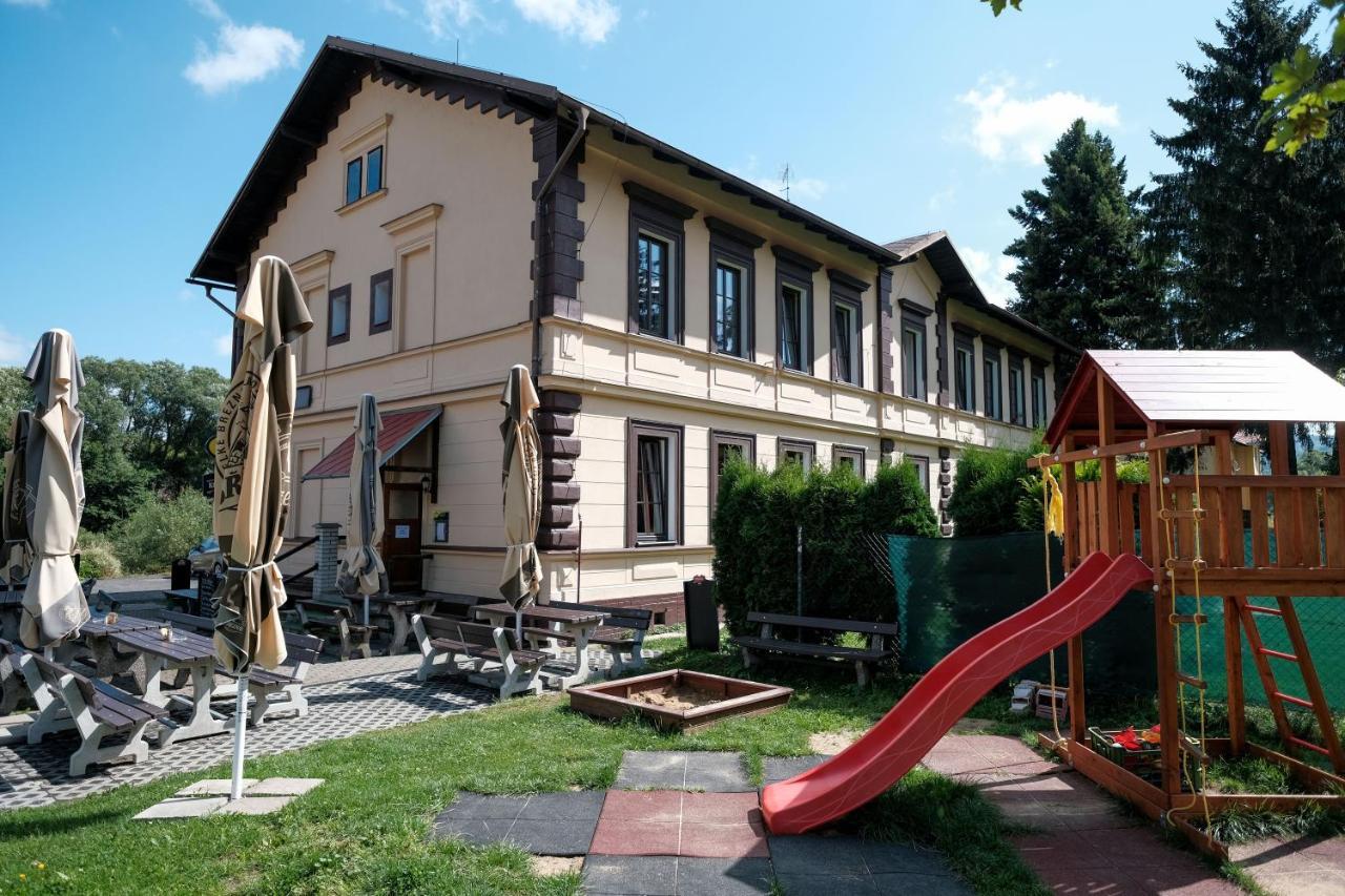 Penzion Betty Okounov Dış mekan fotoğraf